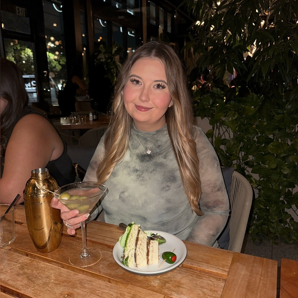 Meet your Posher, Katelyn